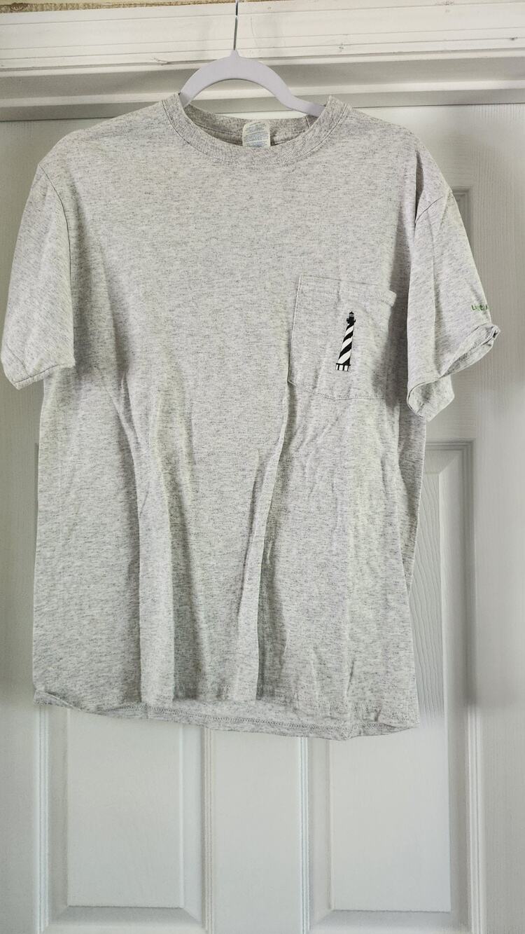 Vintage Cape Hatteras Lighthouse Pocket T Shirt Men’s Medium Grey #602